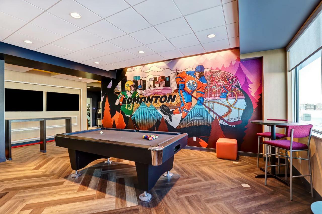 Tru By Hilton Edmonton Windermere Exterior photo